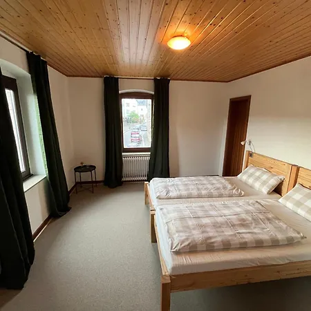 Hotel Zur Heide Am Nuerburgring