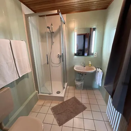 Zur Heide Am Nuerburgring Otel Welcherath