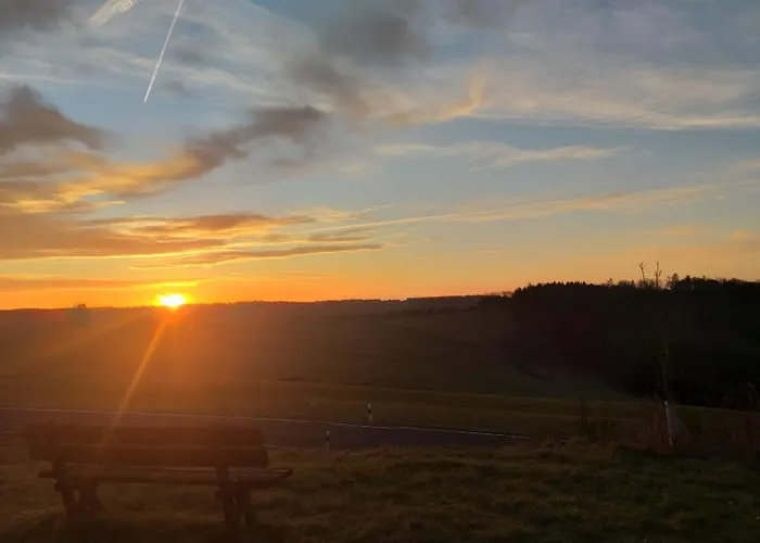 מלון Zur Heide Am Nuerburgring *