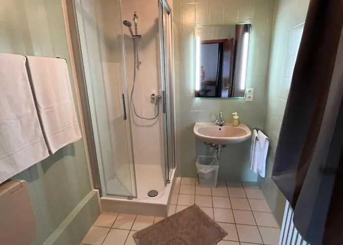 Zur Heide Am Nuerburgring מלון Welcherath